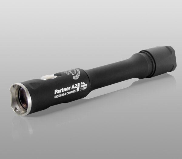 Armytek Partner A2 Pro XP-L Warm